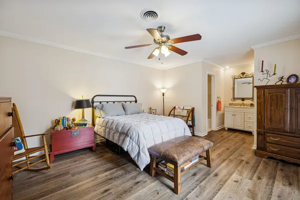 $350,000 | 8300 Sawyer Brown Road, Unit D301, Nashville, TN 37221