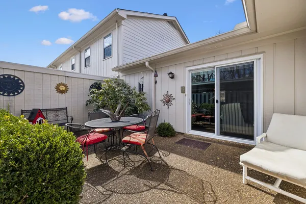 $350,000 | 8300 Sawyer Brown Road, Unit D301, Nashville, TN 37221