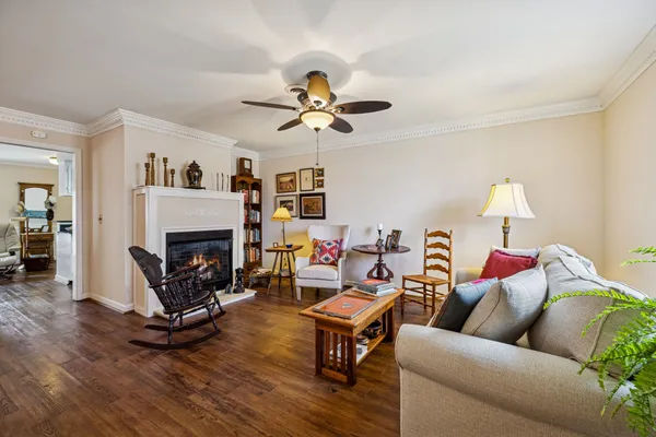 $350,000 | 8300 Sawyer Brown Road, Unit D301, Nashville, TN 37221