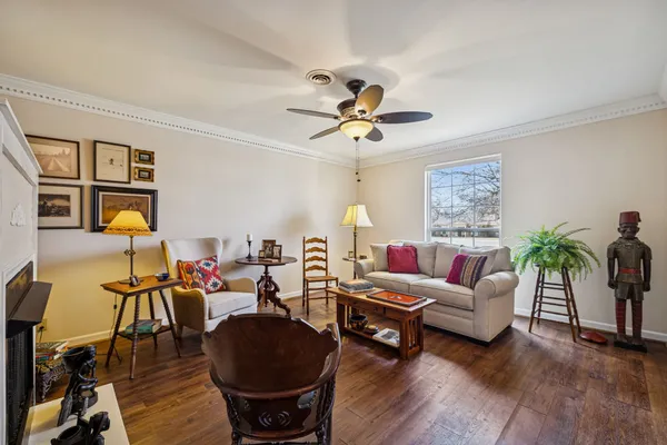 $350,000 | 8300 Sawyer Brown Road, Unit D301, Nashville, TN 37221