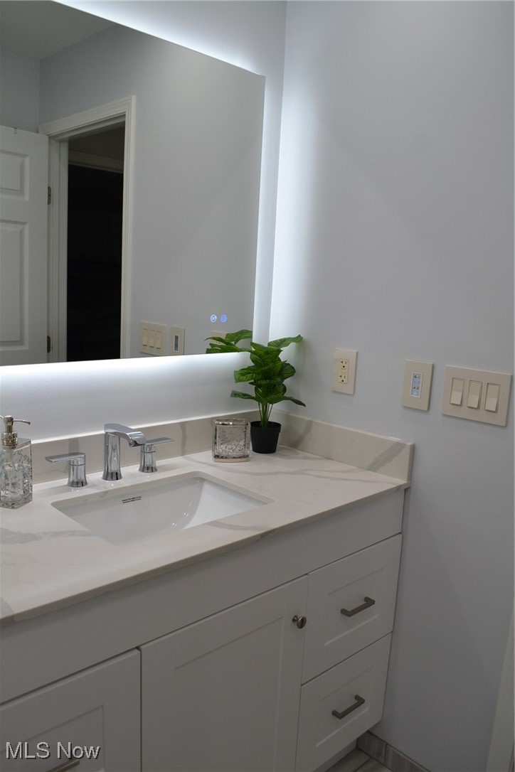 36145 Bainbridge Road Solon, OH 44139 - Photo 38 of 48 Gallery Image 38