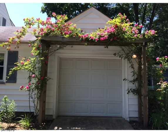 $815,000 | 1314 Wood Valley Road, Mountainside, NJ 07092