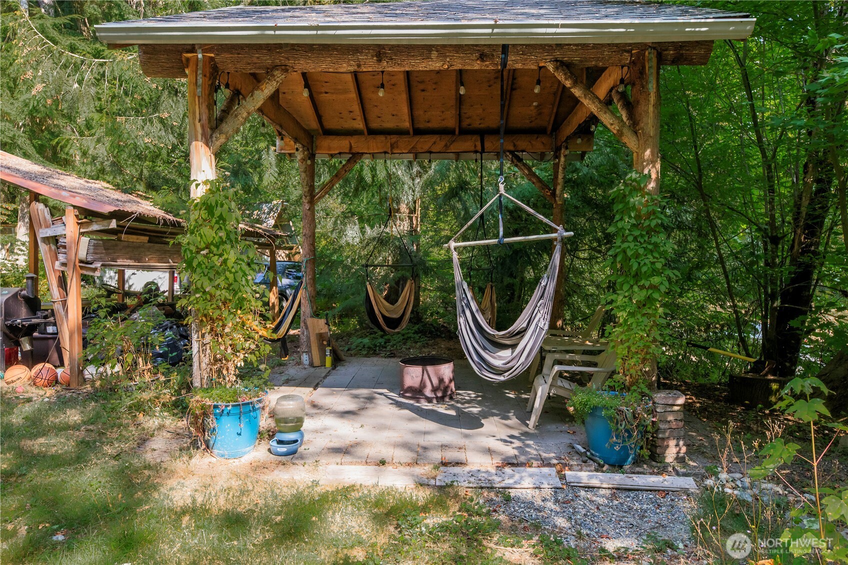 9305 312th Avenue Southeast Issaquah, WA 98027 - Photo 6 of 36