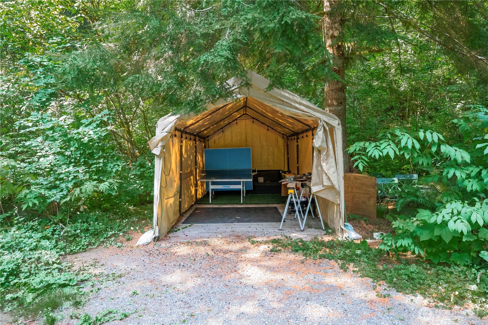 9305 312th Avenue Southeast Issaquah, WA 98027 - Photo 7 of 36