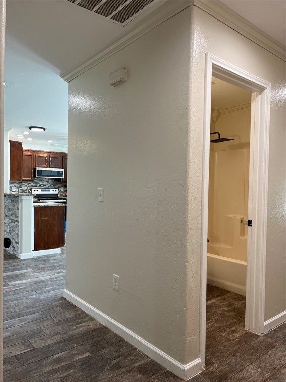 1219 Sacramento Street Portland, TX 78374 - Photo 21 of 40 a view of a kitchen from the hallway
