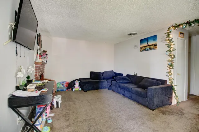 $495,000 | 7325 Arleta Court, Sacramento, CA 95823