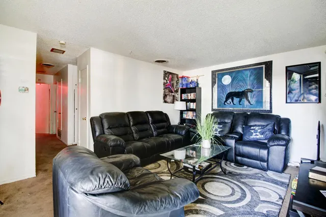 $495,000 | 7325 Arleta Court, Sacramento, CA 95823