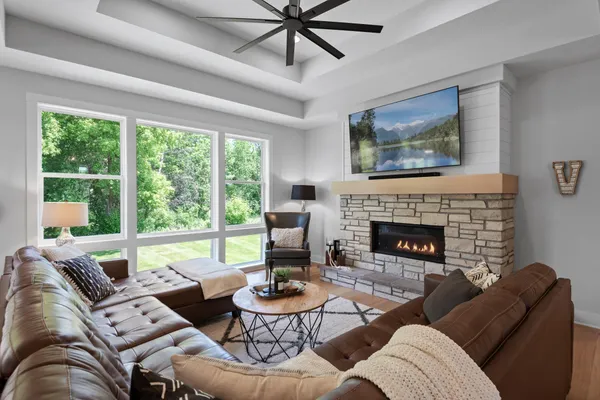 $984,900 | 4606 165th Lane Northwest, Andover, MN 55304