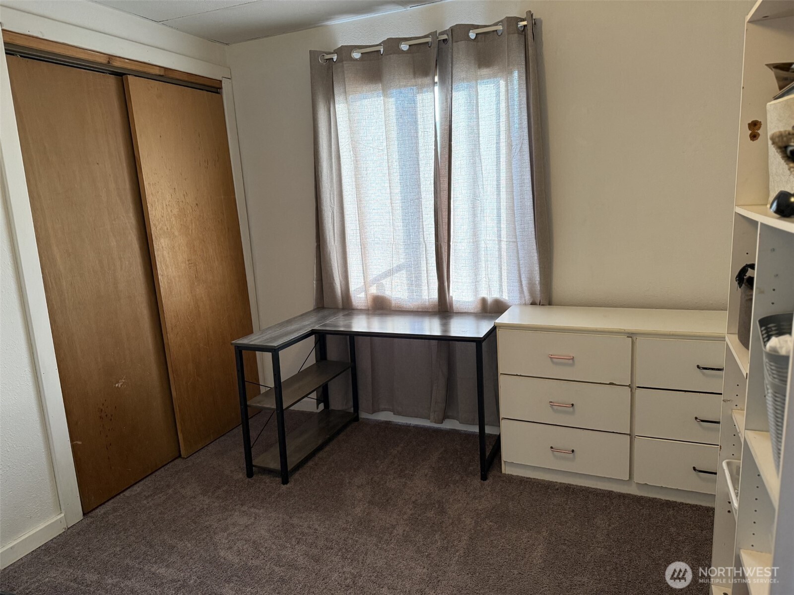 319 East Section Street Mount Vernon, WA 98273 - Photo 14 of 22