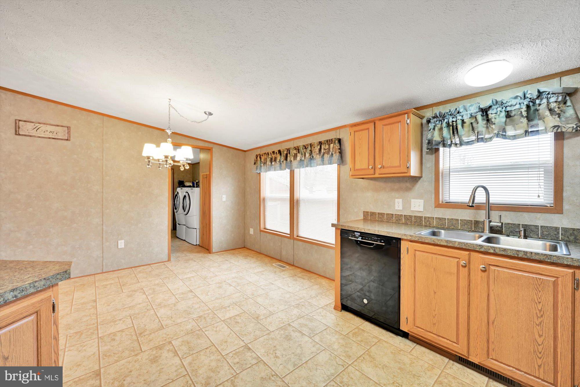 2171 Kenbrook Road Lebanon, PA 17046 - Photo 10 of 29 Gallery Image 10