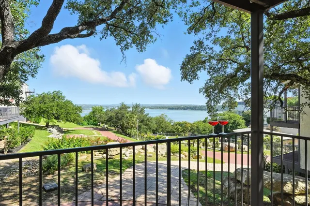 $318,000 | 2918 Ranch Road 620 North, Unit C115, Austin, TX 78734