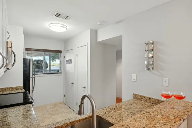 $318,000 | 2918 Ranch Road 620 North, Unit C115, Austin, TX 78734