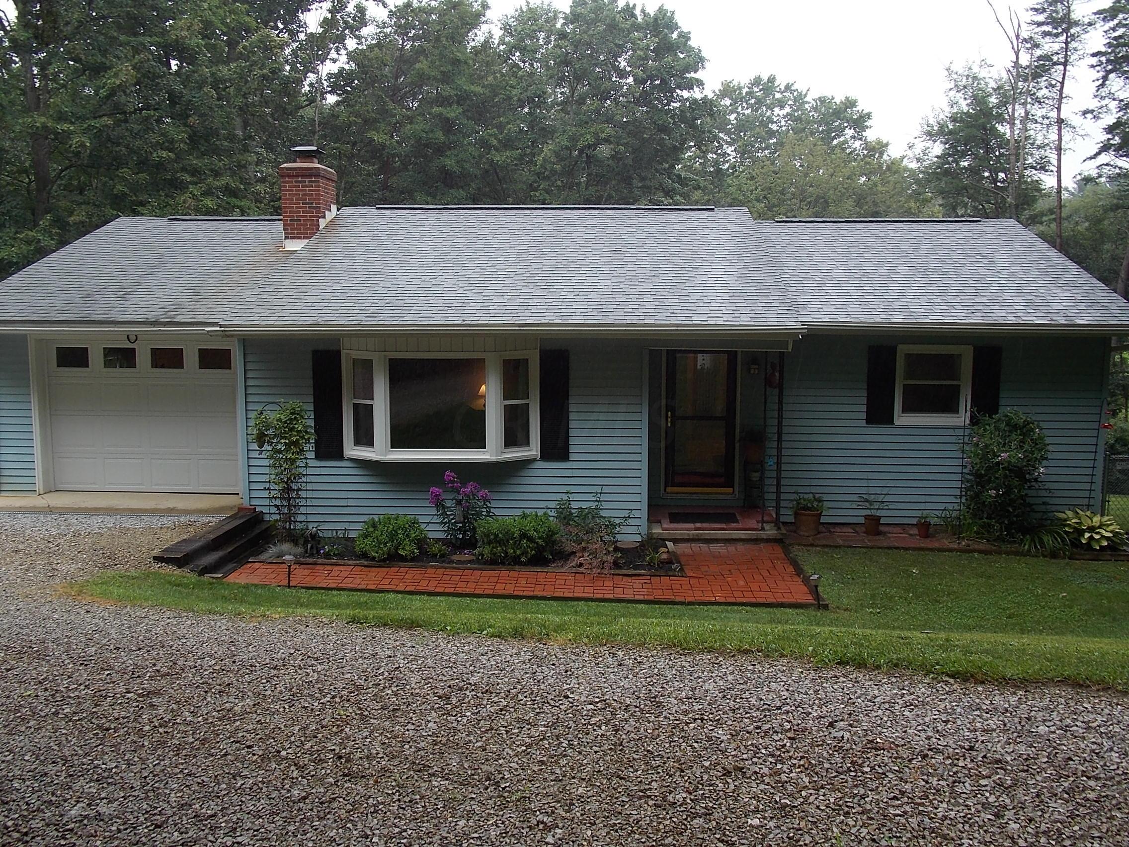 2581 Lake Road Southeast Lancaster, OH 43130 - Photo 1 of 53 Gallery Image 1