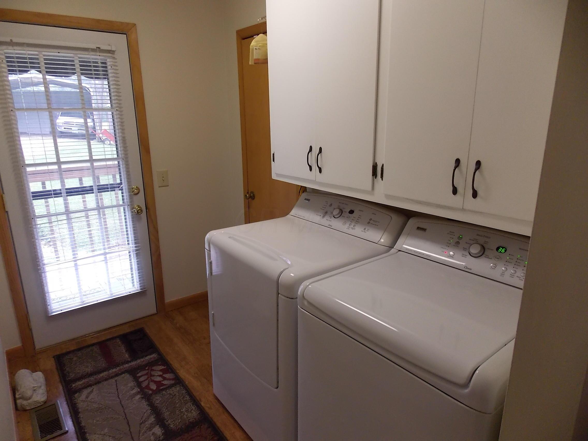 2581 Lake Road Southeast Lancaster, OH 43130 - Photo 16 of 53 Gallery Image 16