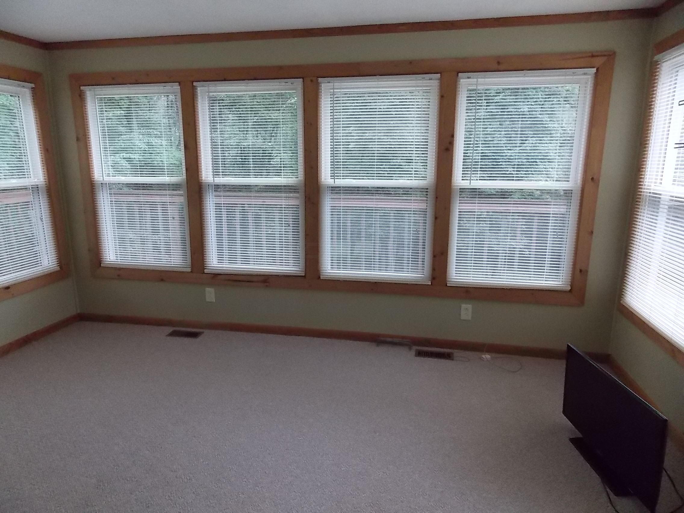 2581 Lake Road Southeast Lancaster, OH 43130 - Photo 17 of 53 Gallery Image 17