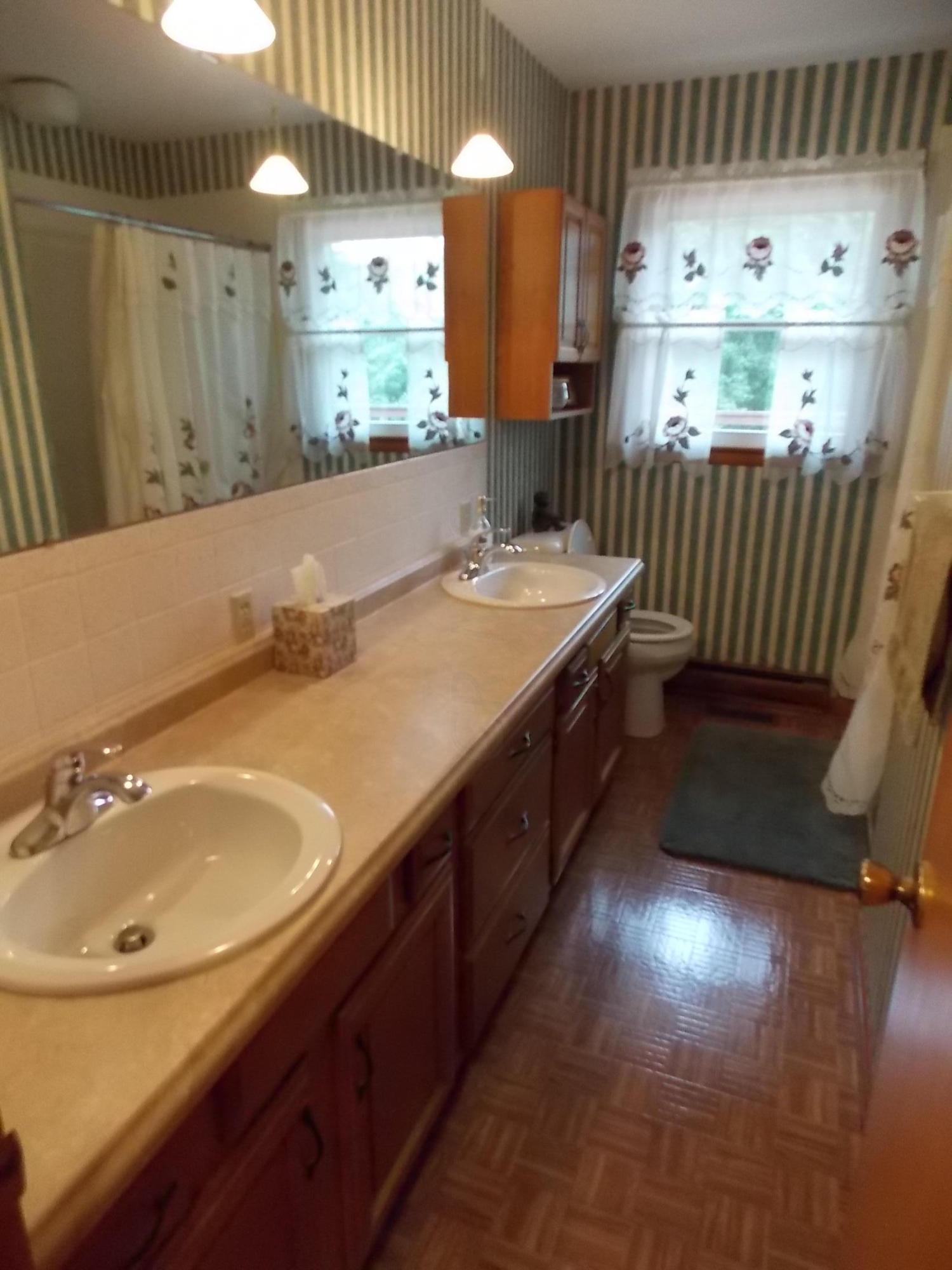 2581 Lake Road Southeast Lancaster, OH 43130 - Photo 26 of 53 Gallery Image 26