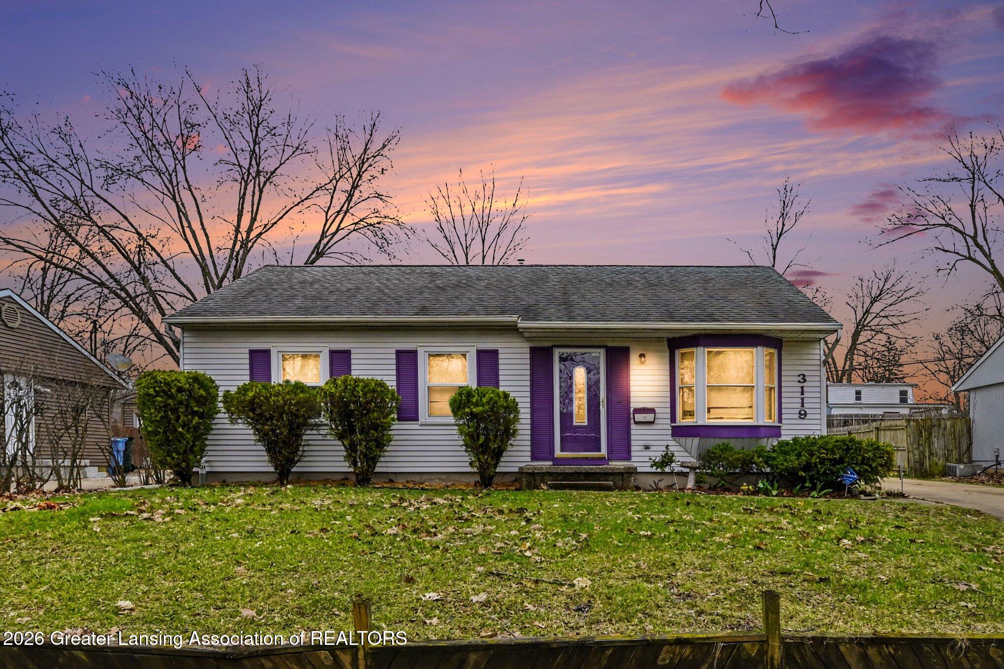 3119 Norwich Road Lansing, MI 48911 - Photo 1 of 17 001_file_8559