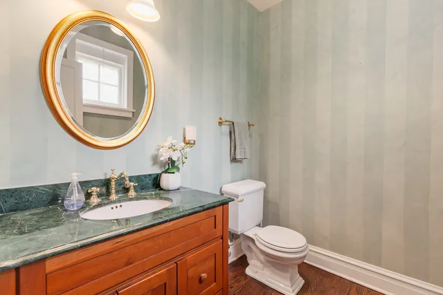 $1,149,500 | 3760 Gilgare Lane, Highland Park, IL 60035