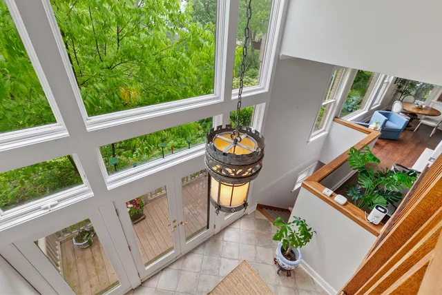 $1,149,500 | 3760 Gilgare Lane, Highland Park, IL 60035