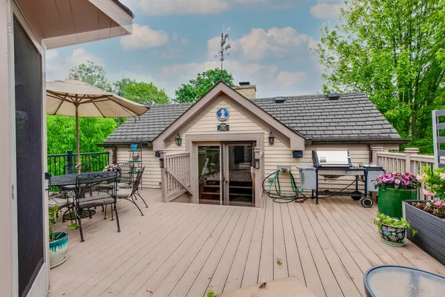 $1,149,500 | 3760 Gilgare Lane, Highland Park, IL 60035