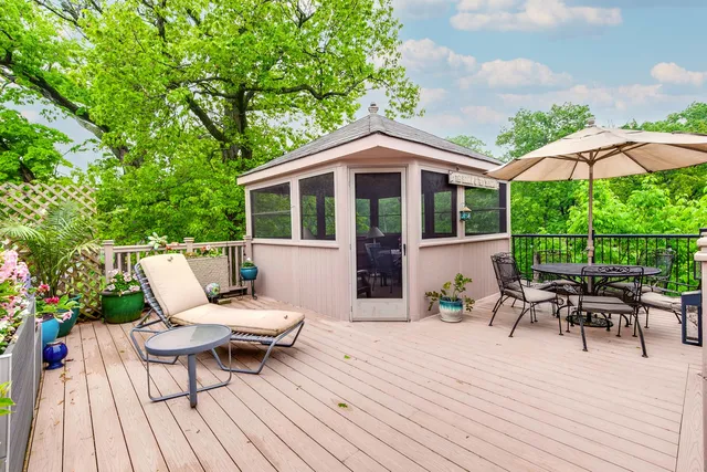 $1,149,500 | 3760 Gilgare Lane, Highland Park, IL 60035