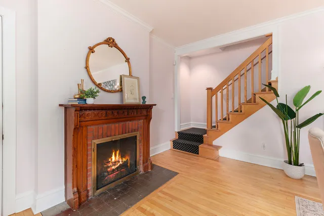 $1,149,500 | 3760 Gilgare Lane, Highland Park, IL 60035