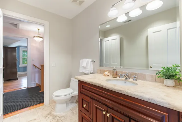 $1,149,500 | 3760 Gilgare Lane, Highland Park, IL 60035