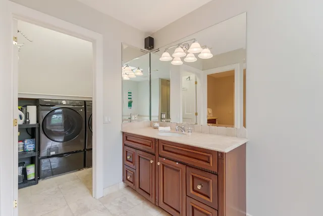 $1,149,500 | 3760 Gilgare Lane, Highland Park, IL 60035