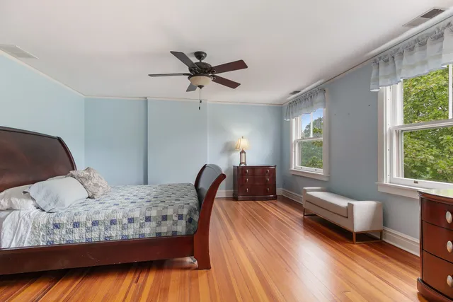 $1,149,500 | 3760 Gilgare Lane, Highland Park, IL 60035