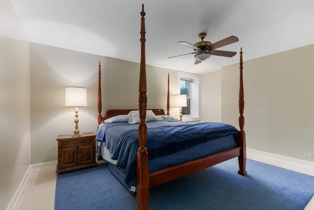 $1,149,500 | 3760 Gilgare Lane, Highland Park, IL 60035