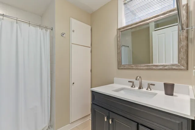 $1,149,500 | 3760 Gilgare Lane, Highland Park, IL 60035