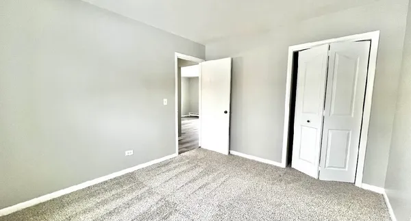 $1,575 | 1355 Abbott Drive, Unit 3, Elgin, IL 60123