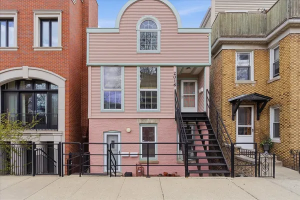 $985,000 | 2016 West Charleston Street, Chicago, IL 60647