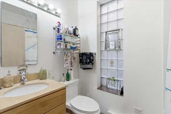 $985,000 | 2016 West Charleston Street, Chicago, IL 60647