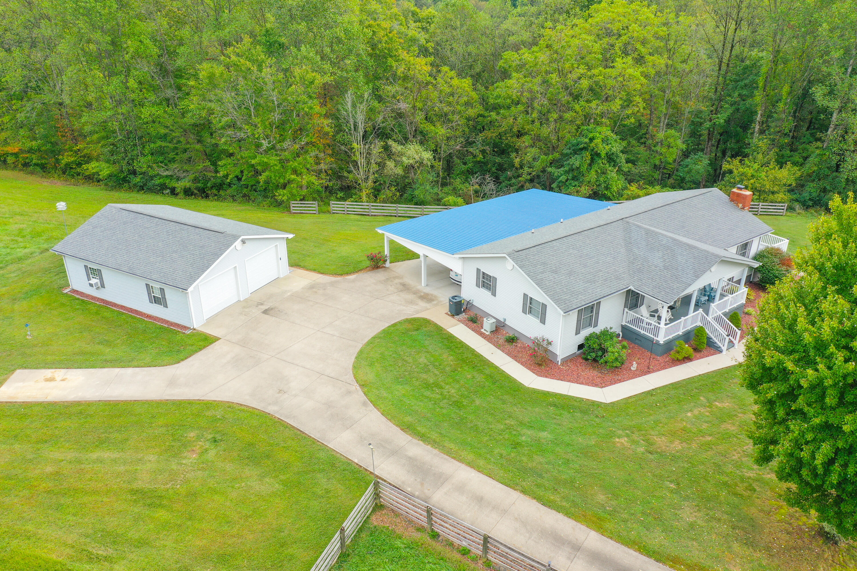 1536 Hawk Creek Road London, KY 40741 - Photo 6 of 115 DJI_0968