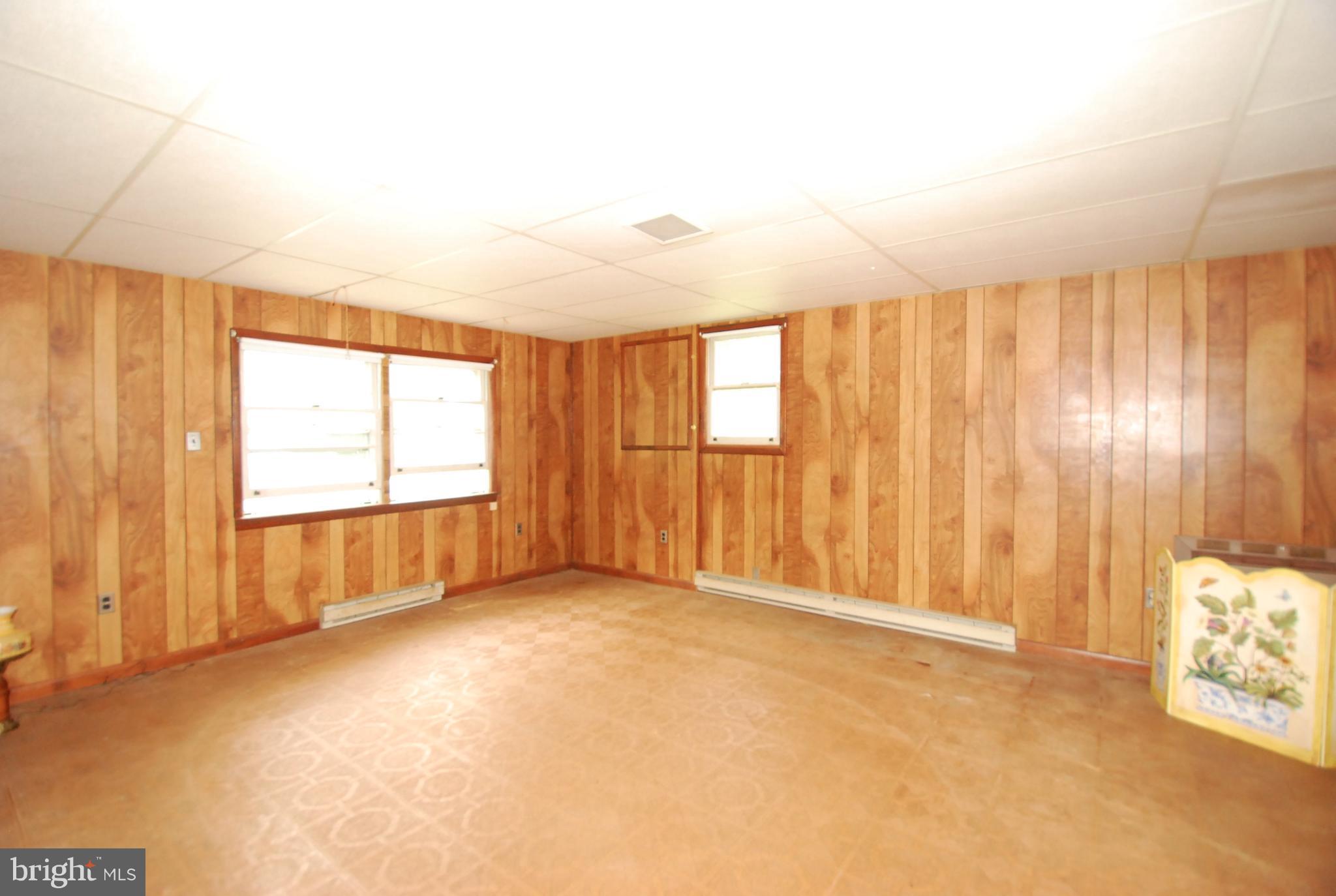 16205 Frederick Road Lisbon, MD 21797 - Photo 11 of 14 Interior (General)