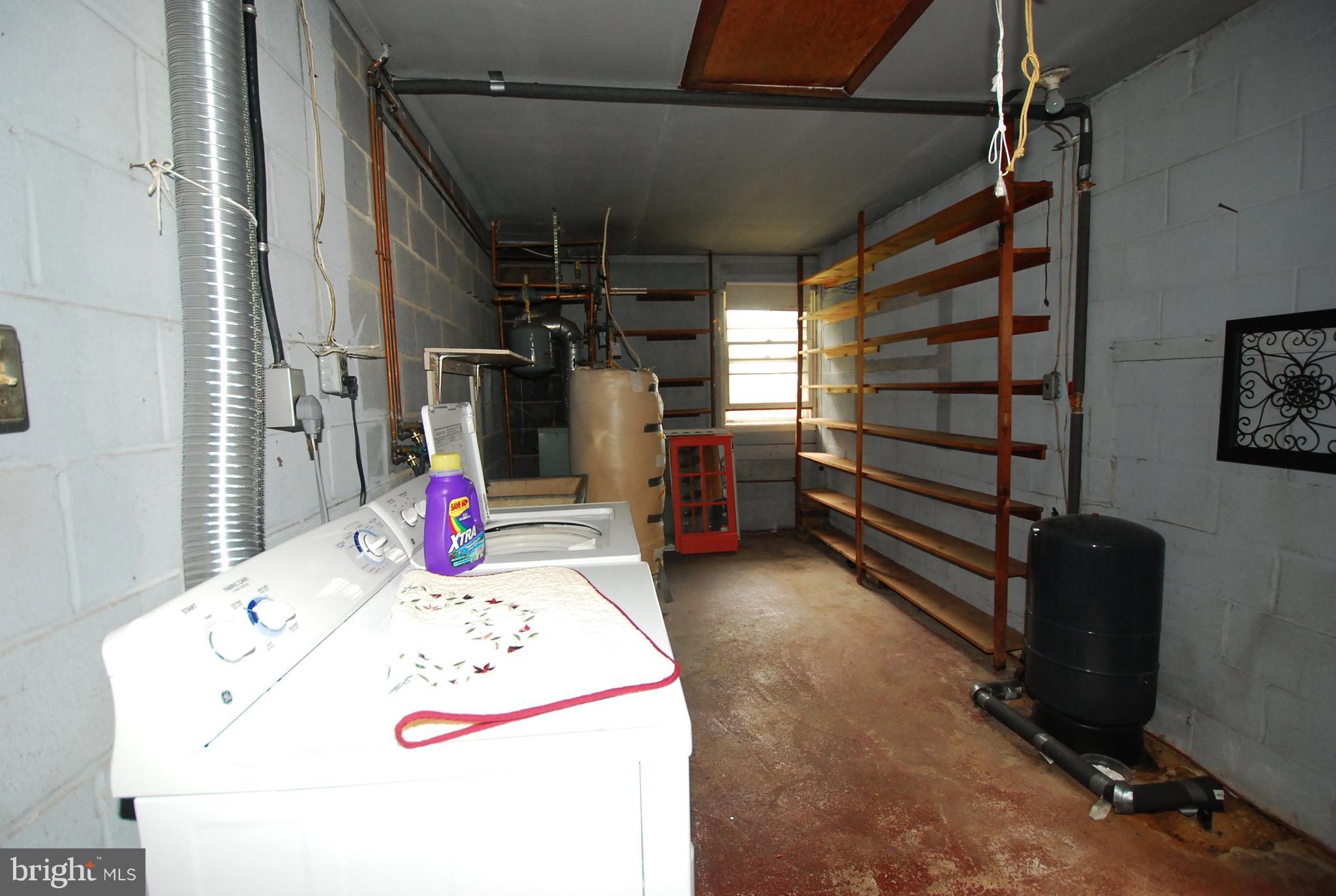 16205 Frederick Road Lisbon, MD 21797 - Photo 12 of 14 Laundry