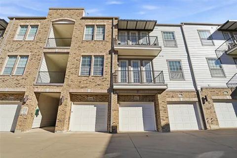 $269,950 | 950 Henderson Street, Unit 1214, Fort Worth, TX 76102