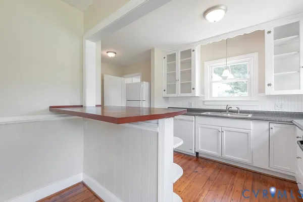 $380,000 | 8011 River Road, Petersburg, VA 23803