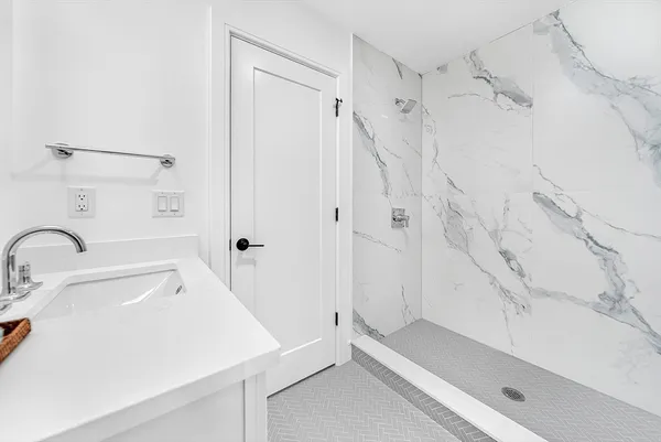 $2,198,000 | 1 Richard Road, Natick, MA 01760