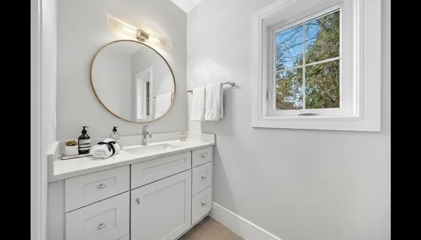 $2,198,000 | 1 Richard Road, Natick, MA 01760