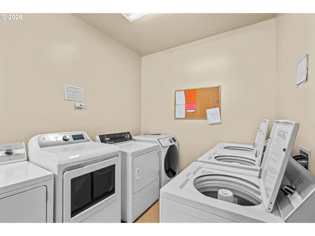 $259,900 | 650 West 12th Avenue, Eugene, OR 97402