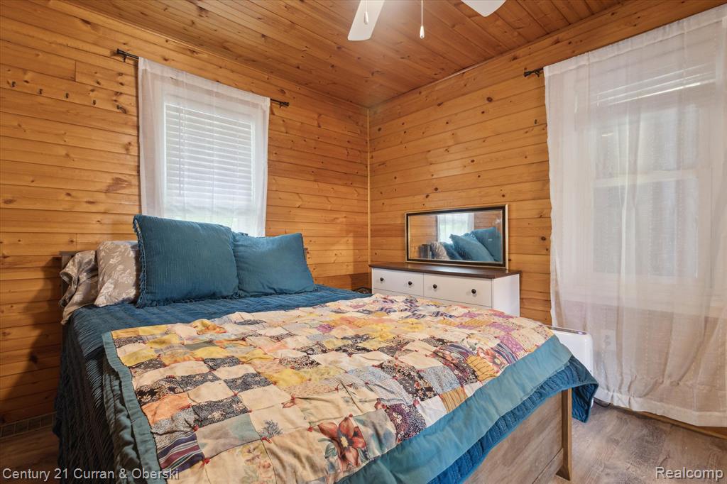 7840 Forest Beach Road Watervliet, MI 49098 - Photo 20 of 44 Gallery Image 20