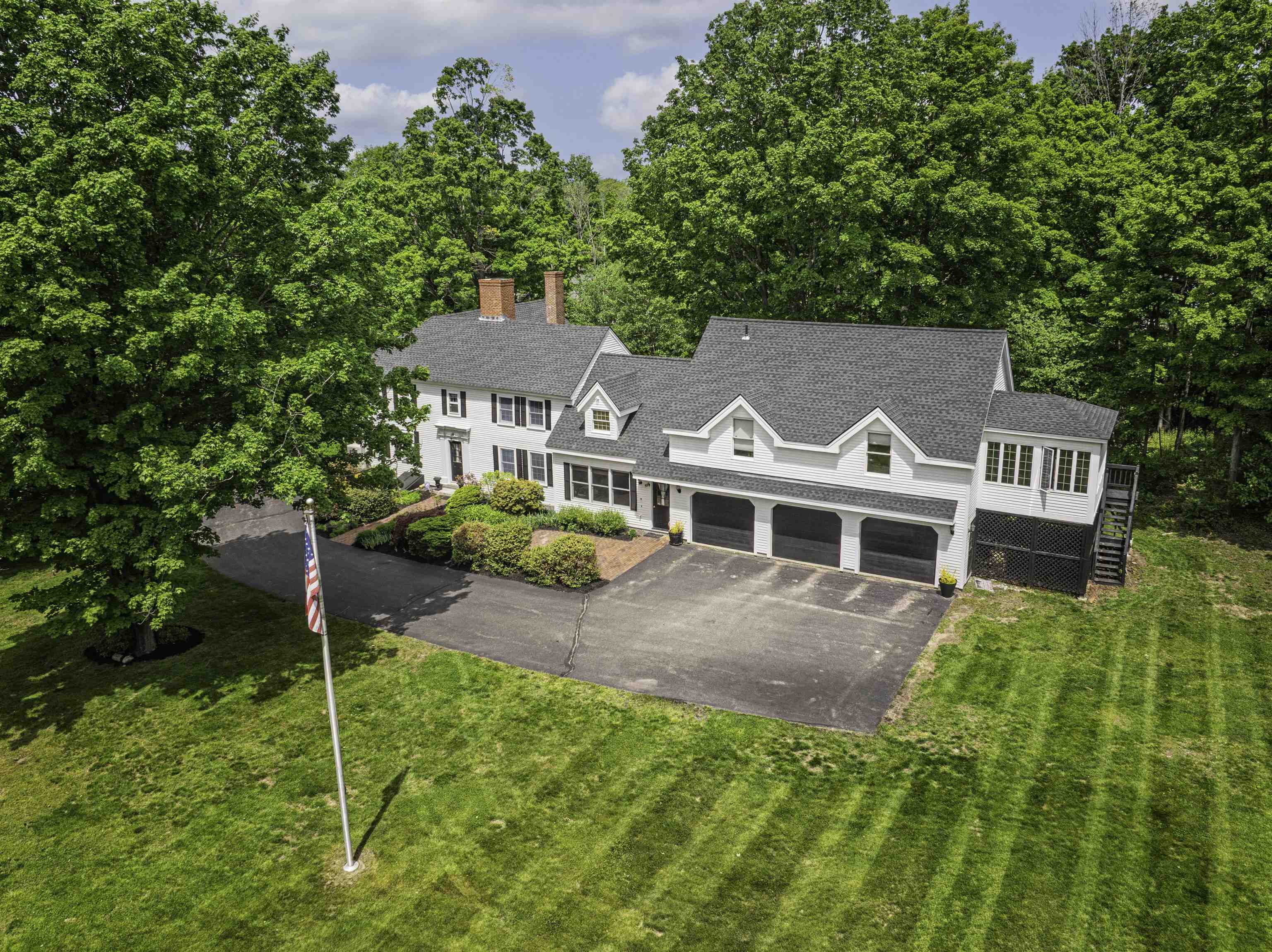 115 Cocheco Street Dover, NH 03820 - Photo 1 of 49