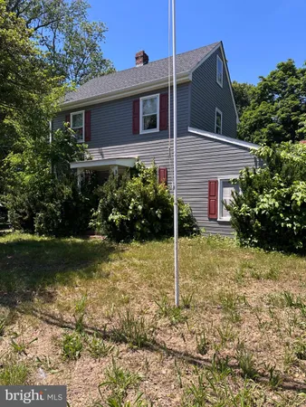 $170,000 | 677 Monmouth Road, Wrightstown, NJ 08562