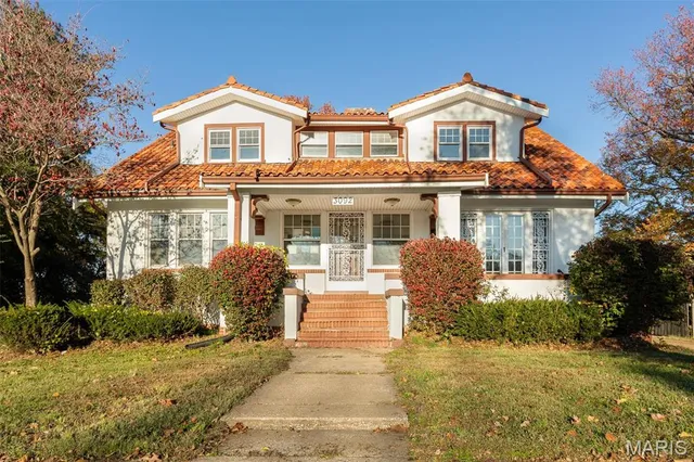 $399,900 | 3092 Bellerive Drive, St. Louis, MO 63121
