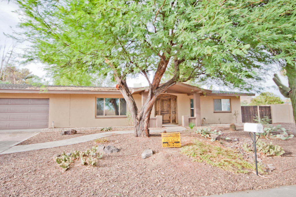 823 West Thunderbird Road Phoenix, AZ 85029 - Photo 1 of 21 IMG_0062