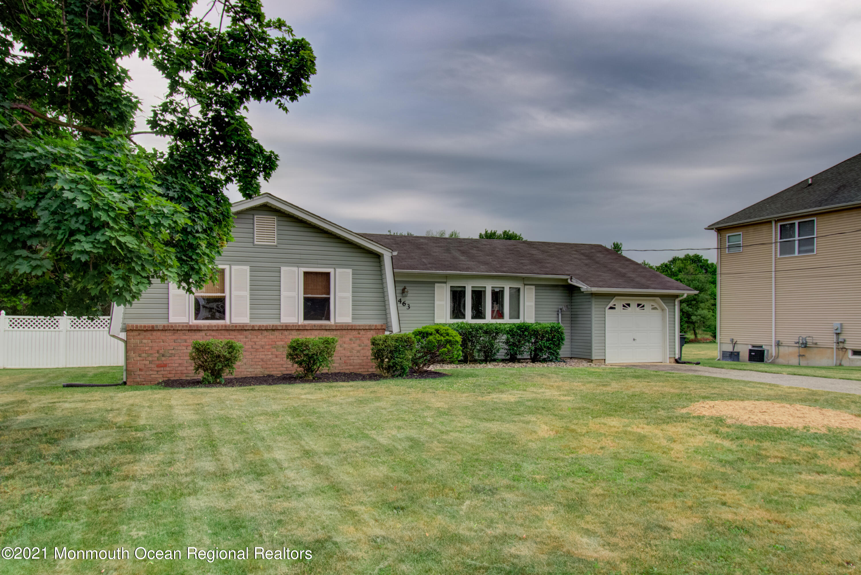 463 Flock Road Hamilton, NJ 08619 - Photo 2 of 24 a front view of house with yard and green space