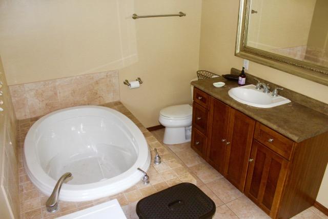 15797 111th Terrace North Jupiter, FL 33478 - Photo 14 of 26 Second Master Bath