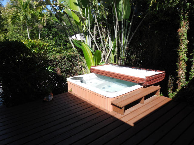 15797 111th Terrace North Jupiter, FL 33478 - Photo 24 of 26 Hot Tub